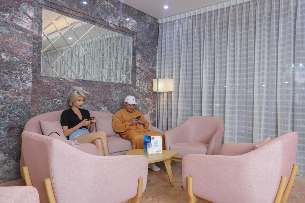 Al Azmy 116 Hotel 샤르자 외부 사진