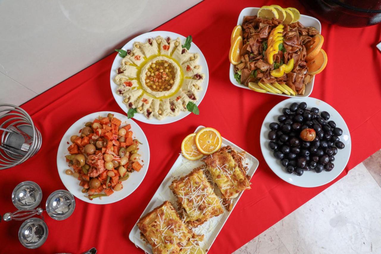 Al Azmy 116 Hotel 샤르자 외부 사진