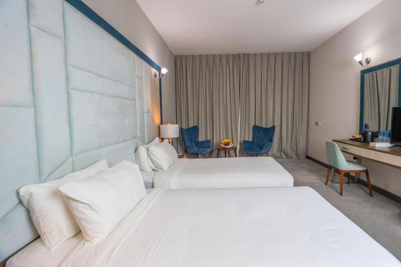 Al Azmy 116 Hotel 샤르자 외부 사진
