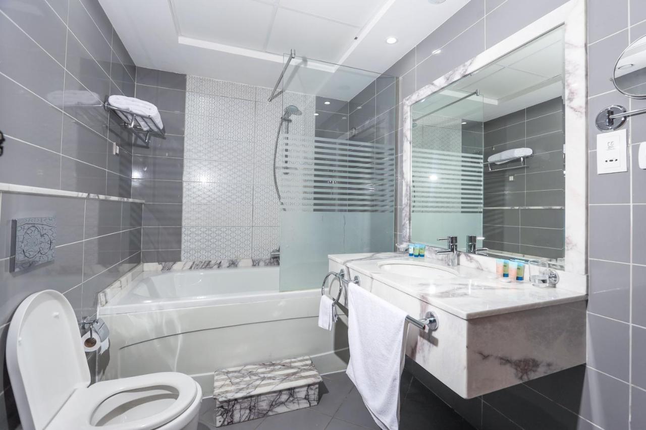 Al Azmy 116 Hotel 샤르자 외부 사진